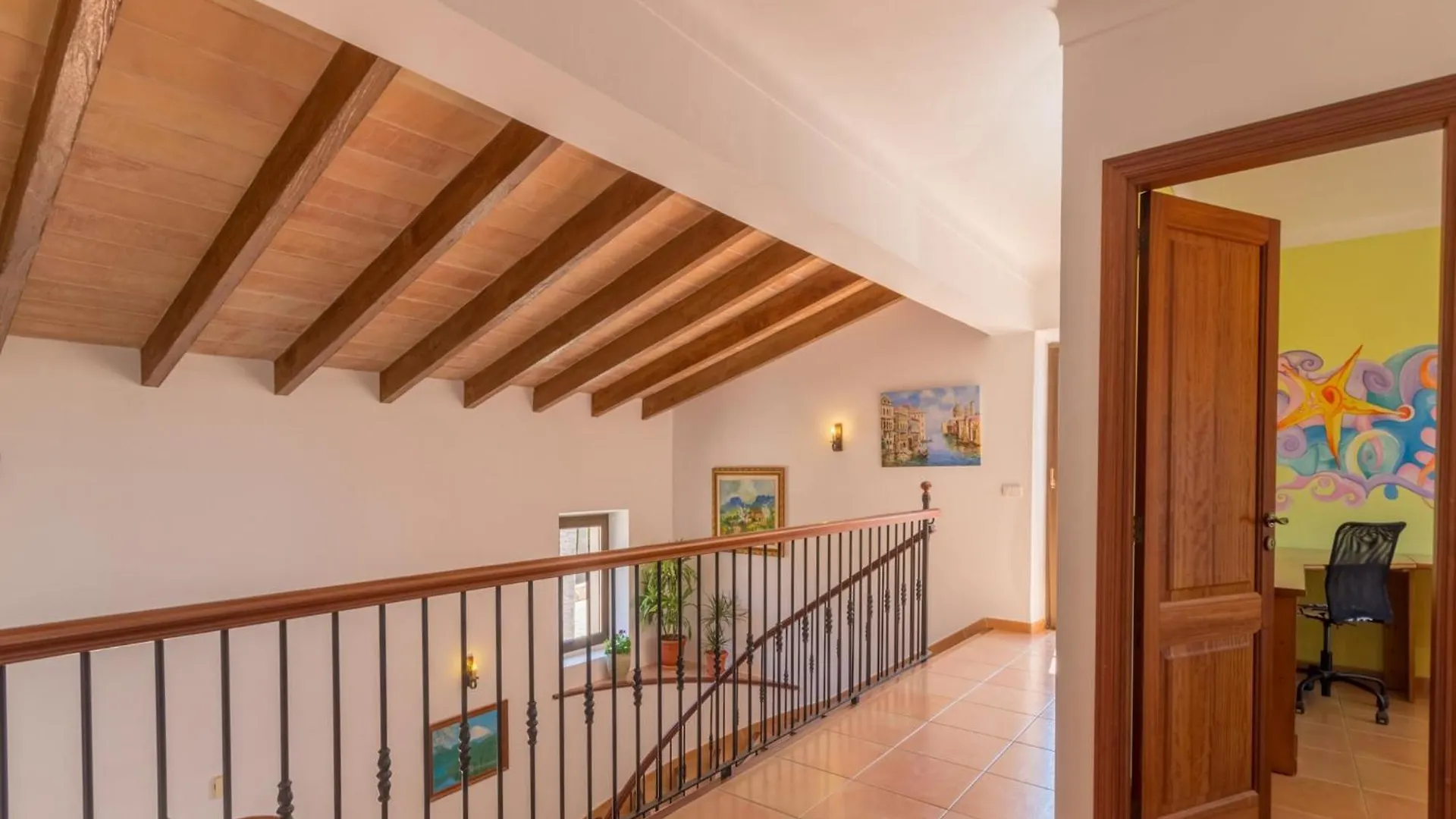 Spacious 5-Bedroom Villa In Mallorca Felanitx İspanya