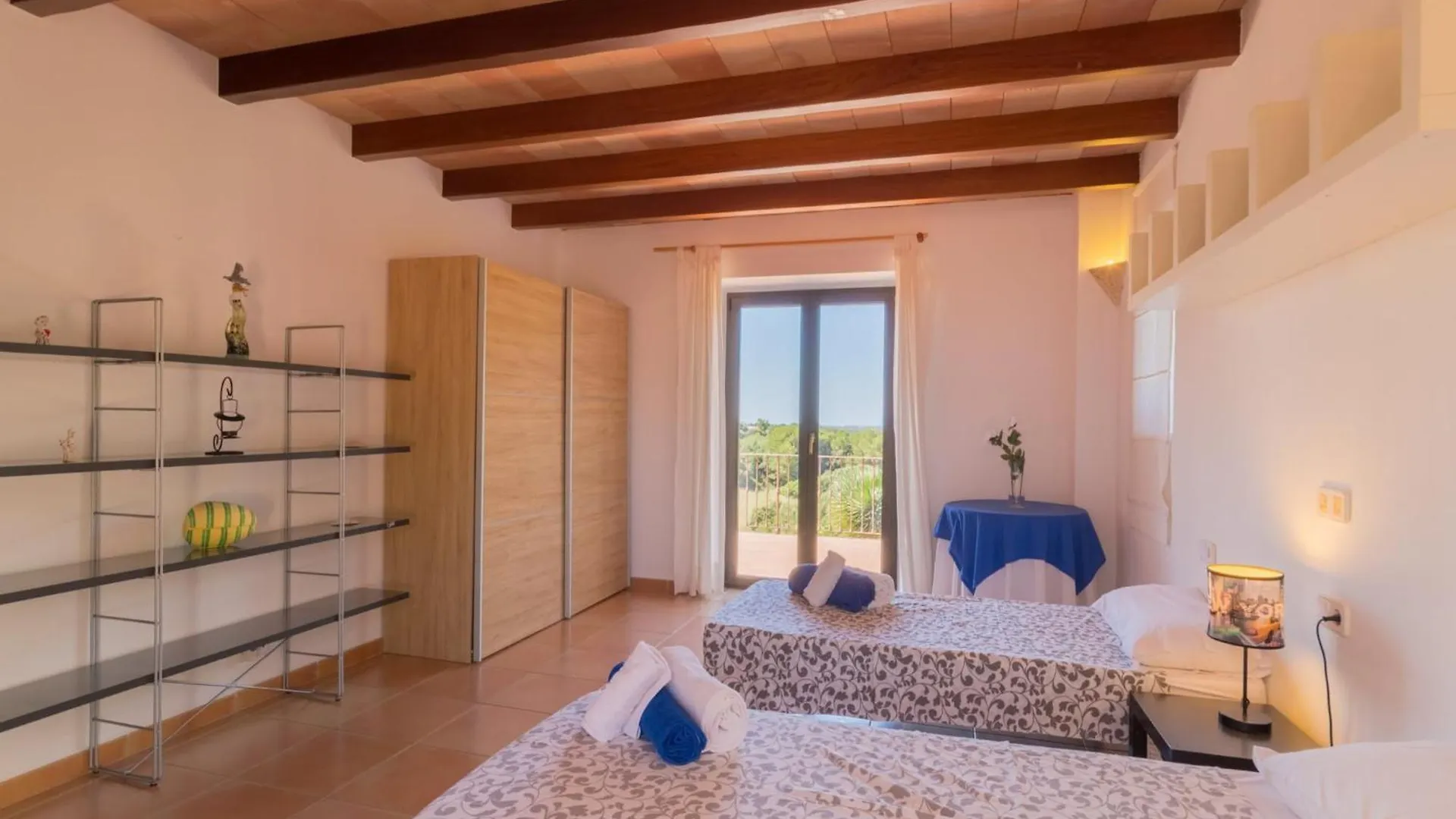 Spacious 5-Bedroom Villa In Mallorca Felanitx Španělsko