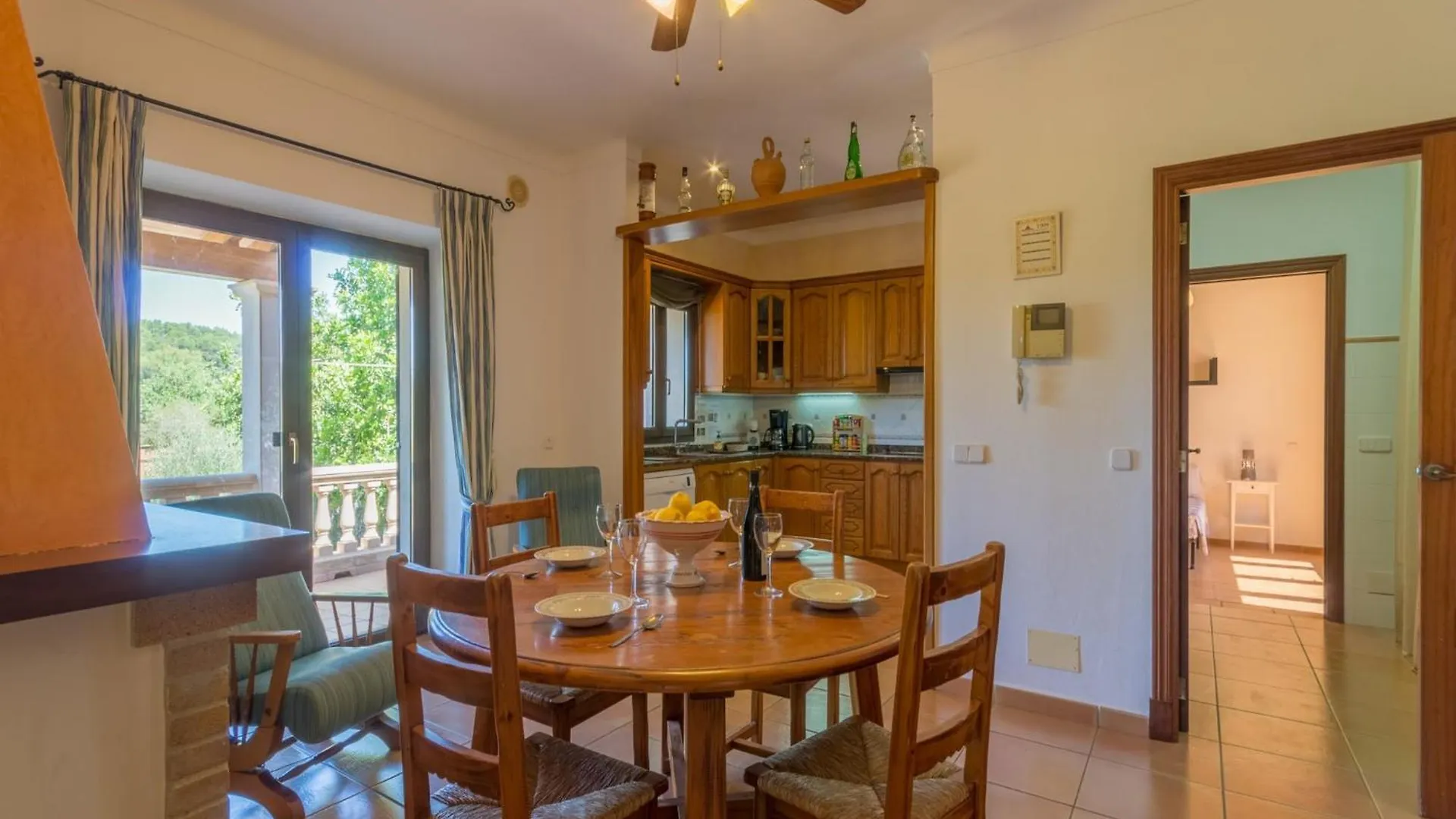 Spacious 5-Bedroom Villa In Mallorca Felanitx