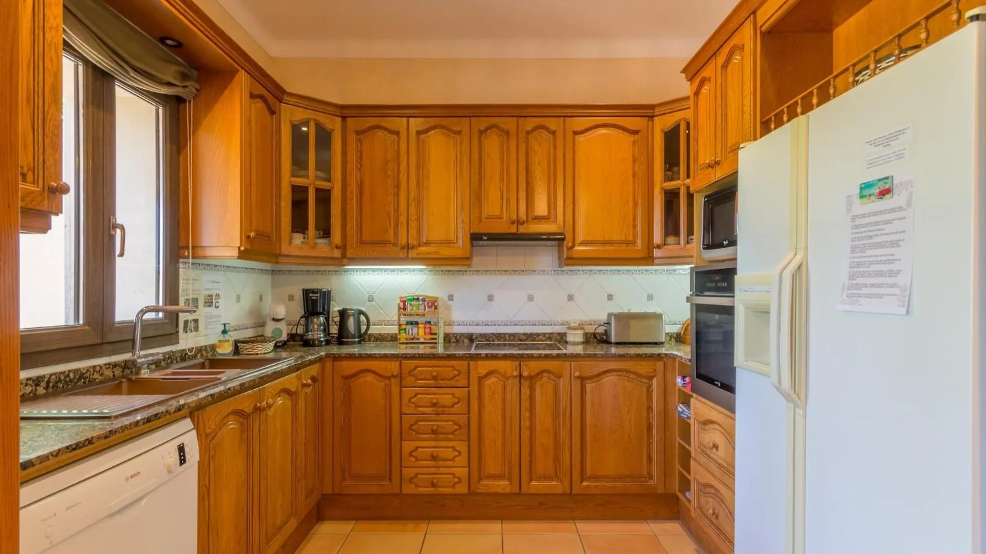 Spacious 5-Bedroom Villa In Mallorca Felanitx